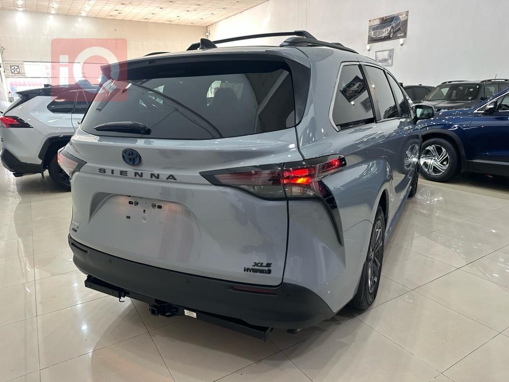 تويوتا سيينا